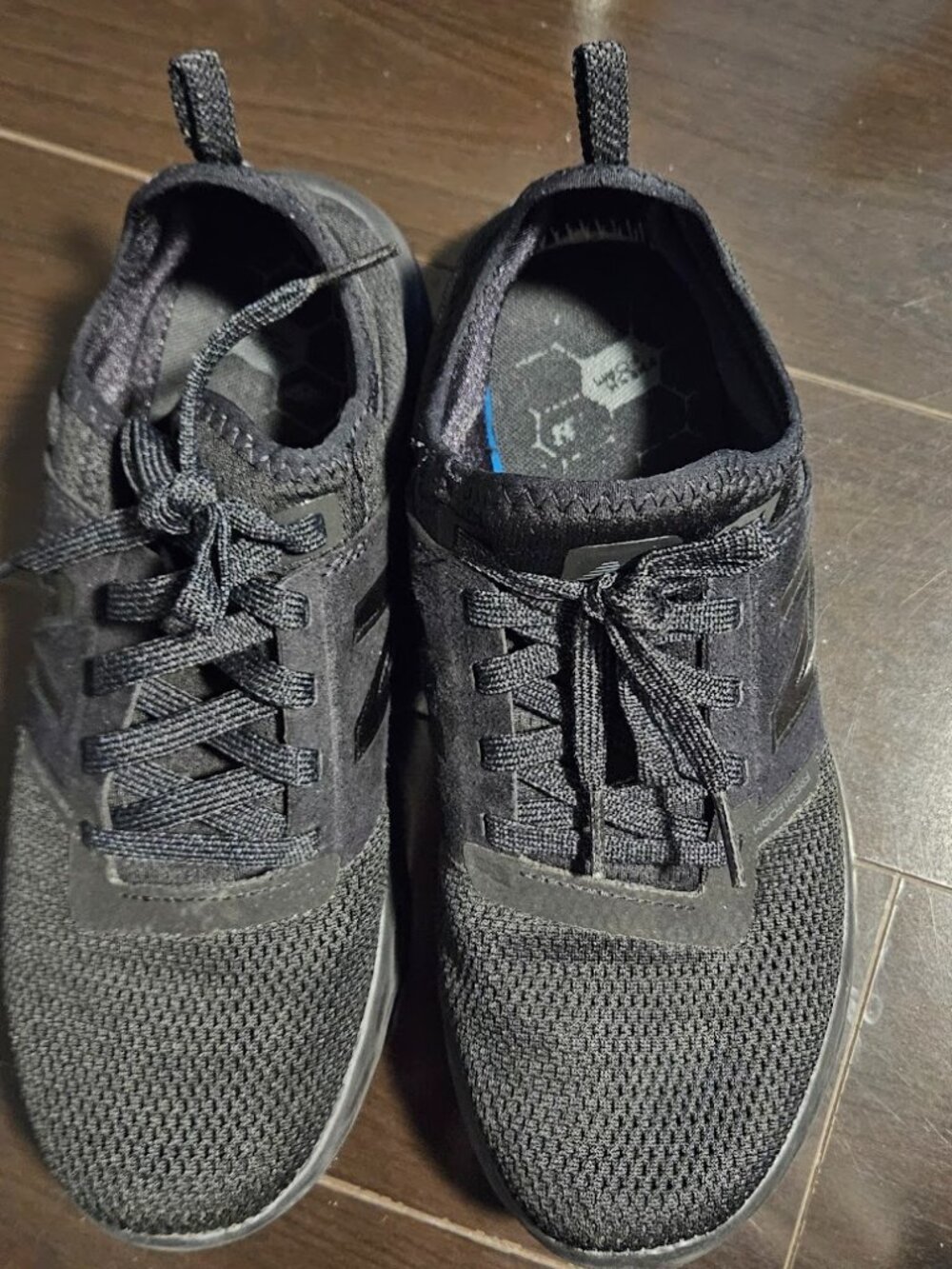 New Balance - Size 8